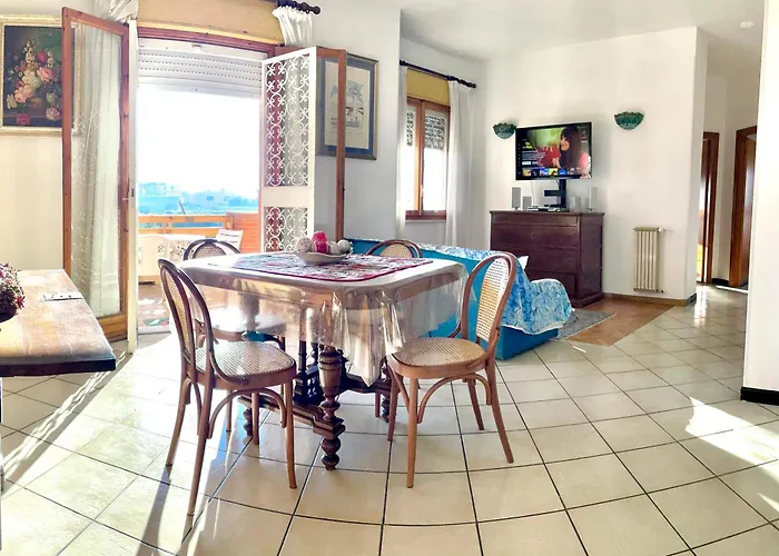 Stella Di Mare - ampio appartamento con DUE bagni - fronte mare